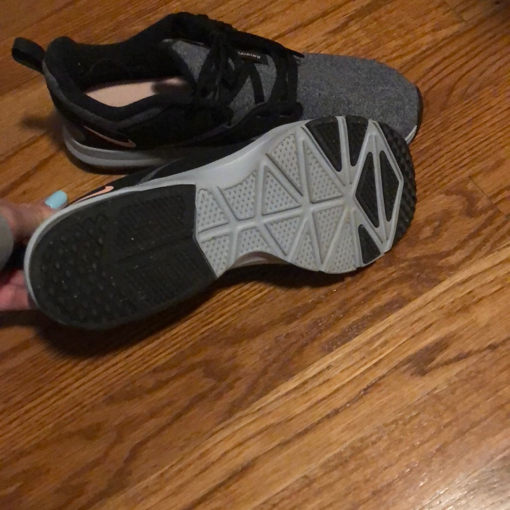 Nike air Bella shoes - Picture 4 of 5